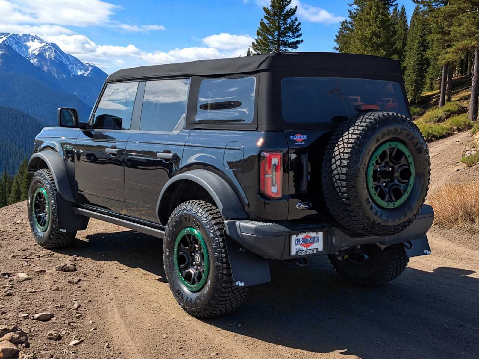 2022 Ford Bronco Badlands photo 3