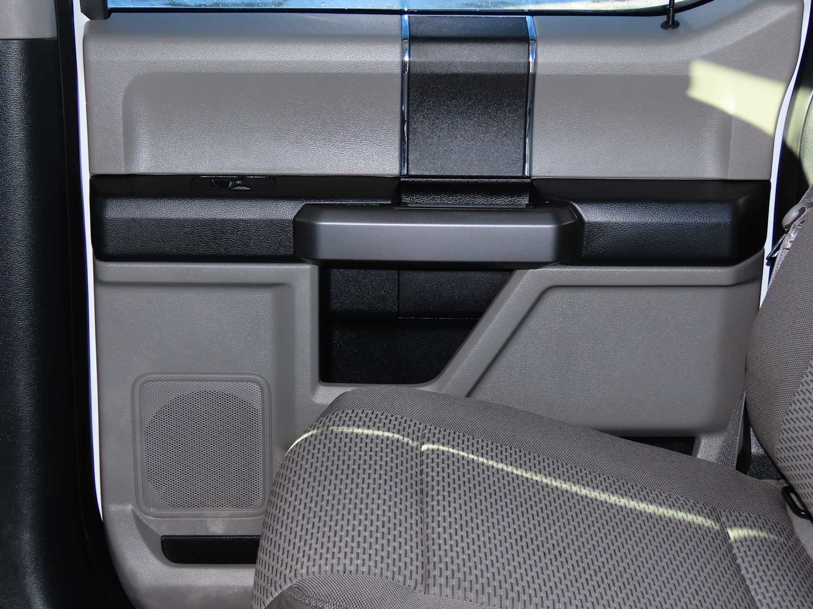 Thumbnail: 2019 Ford F-150 - 17