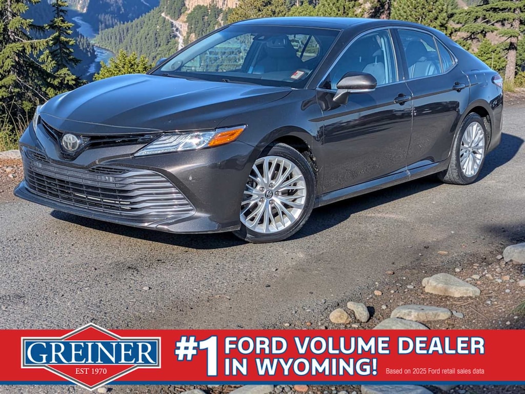 Used 2018 Toyota Camry XLE V6 Sedan