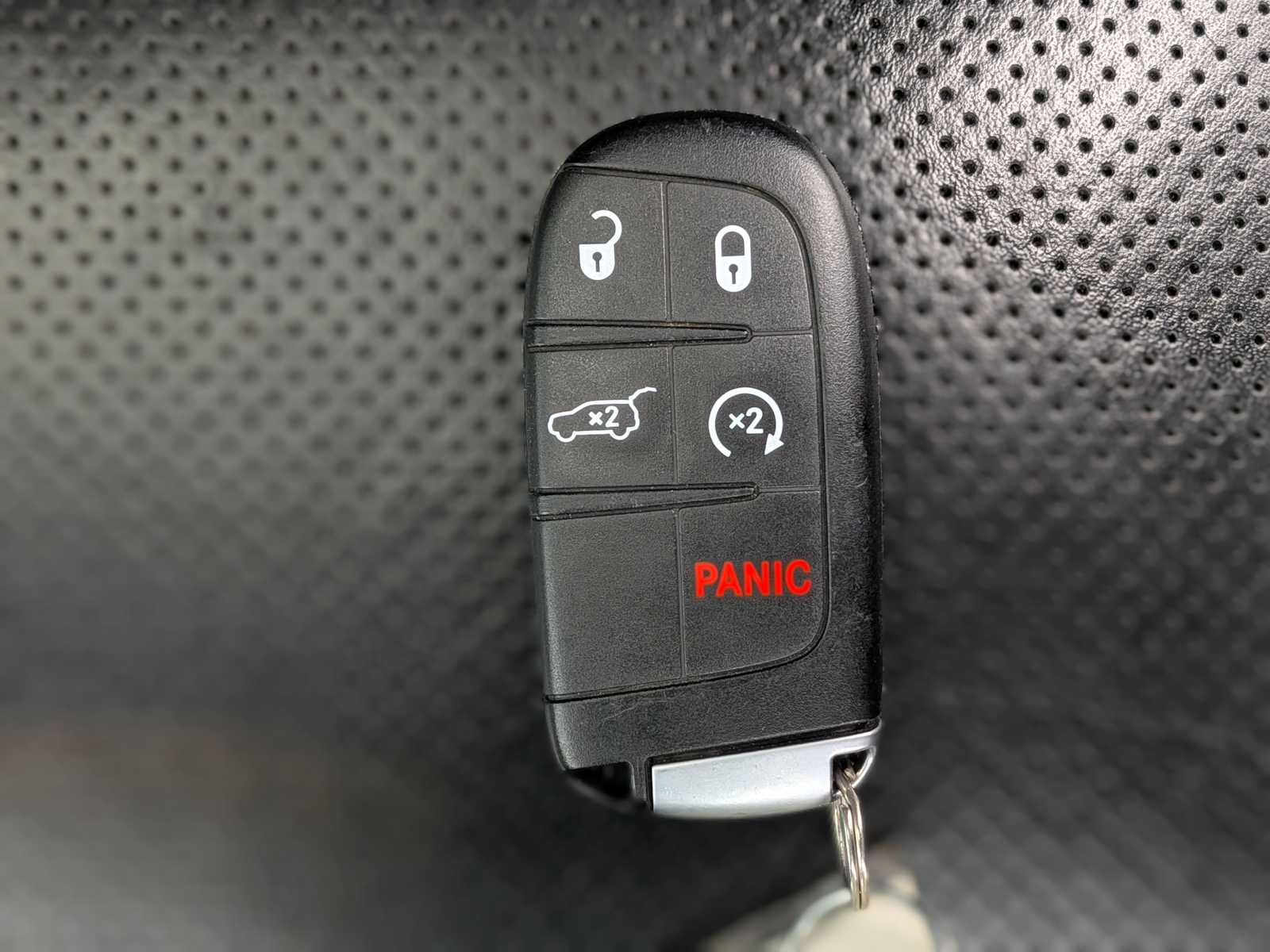 Thumbnail: 2021 Dodge Durango - 35