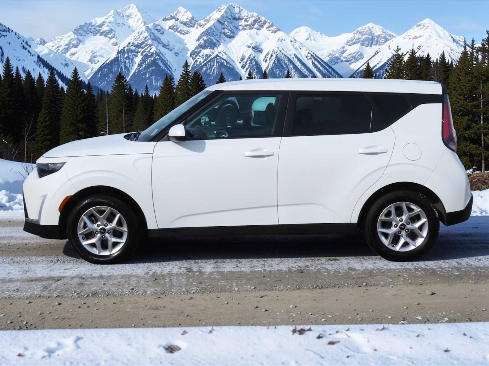 Thumbnail: 2024 Kia Soul - 3