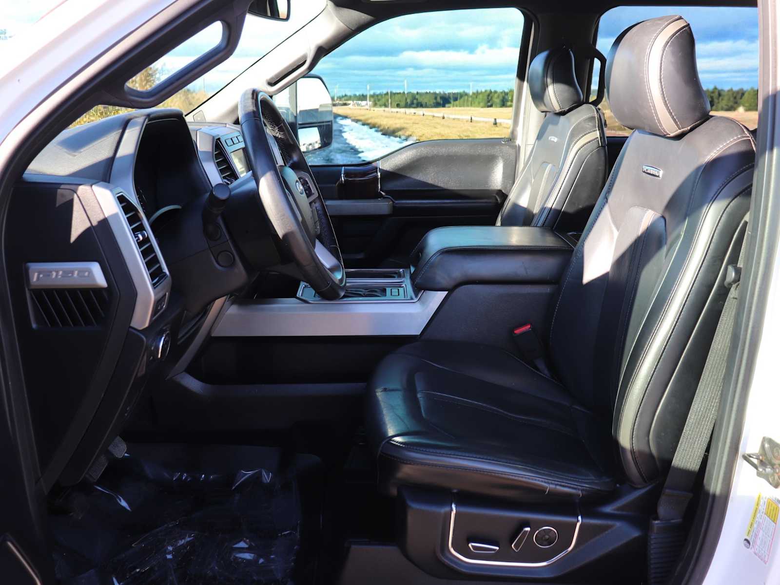 Thumbnail: 2017 Ford F-150 - 15