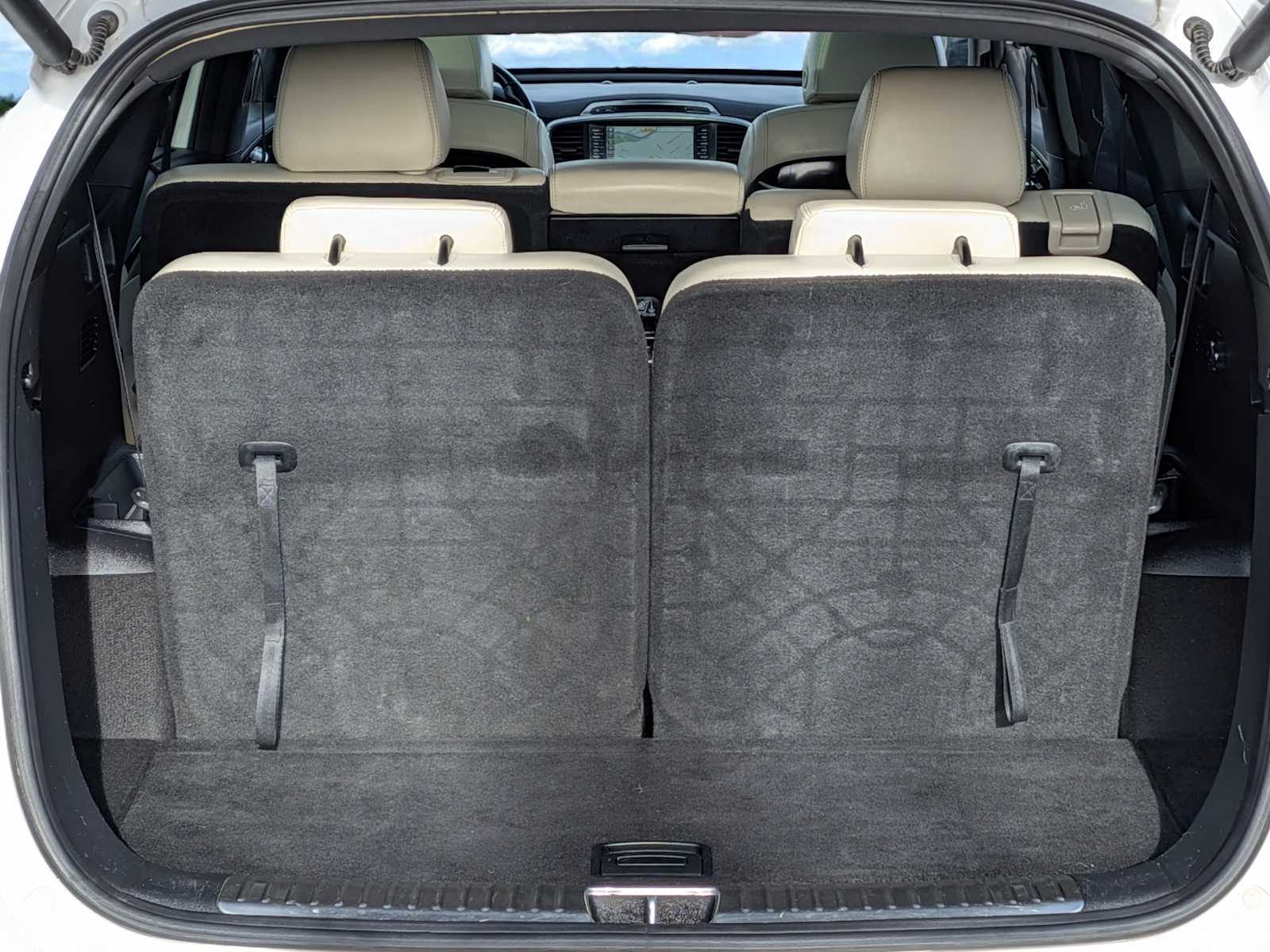 Thumbnail: 2018 Kia Sorento - 36