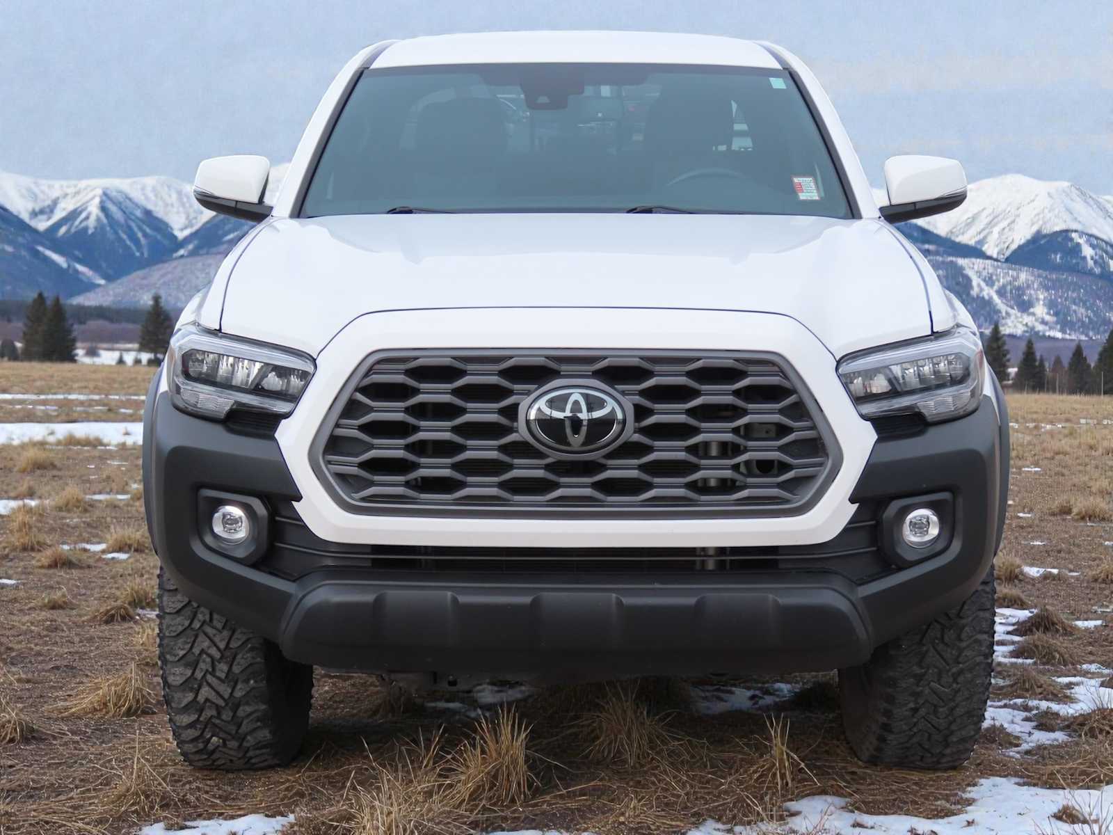 Thumbnail: 2022 Toyota Tacoma - 9
