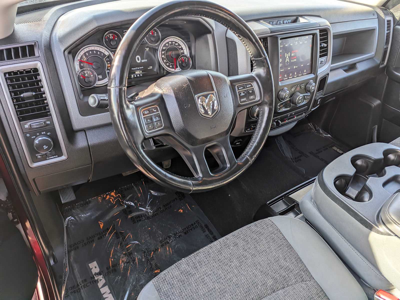 Thumbnail: 2019 RAM 1500 Classic - 2