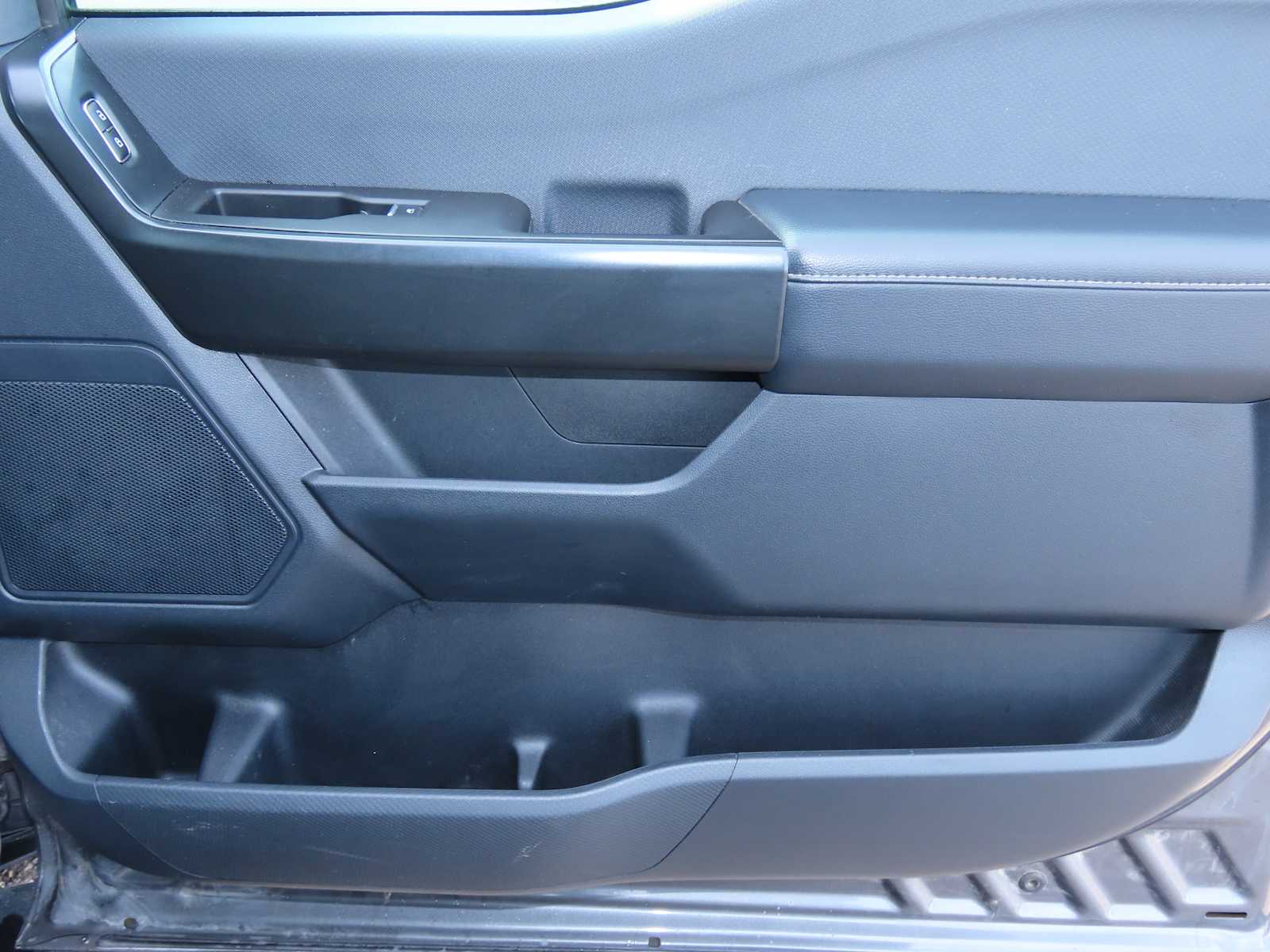 Thumbnail: 2023 Ford F-150 - 23