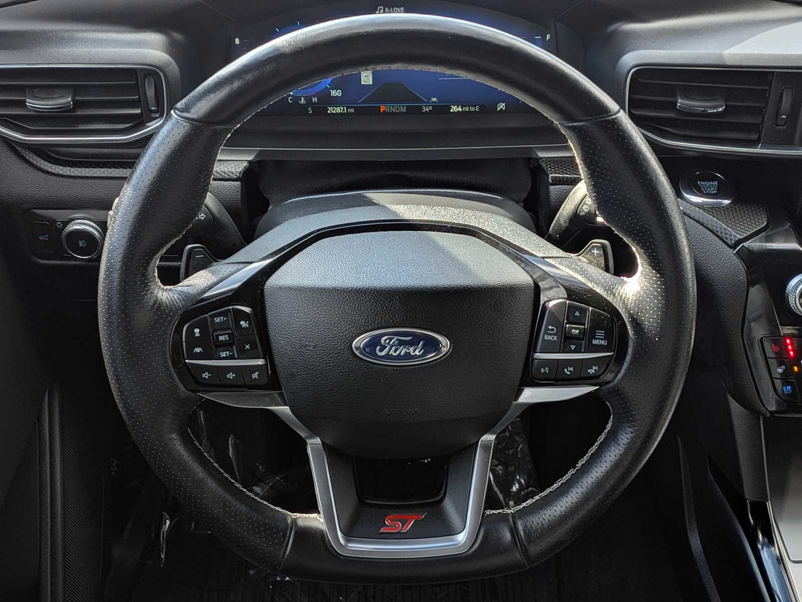 Thumbnail: 2022 Ford Explorer - 25