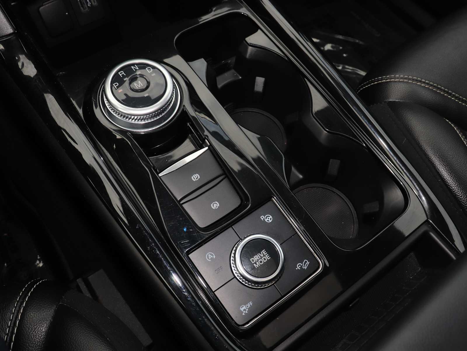 Thumbnail: 2022 Ford Explorer - 29