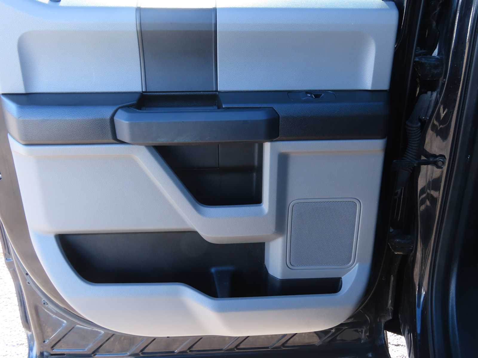 Thumbnail: 2019 Ford F-150 - 21