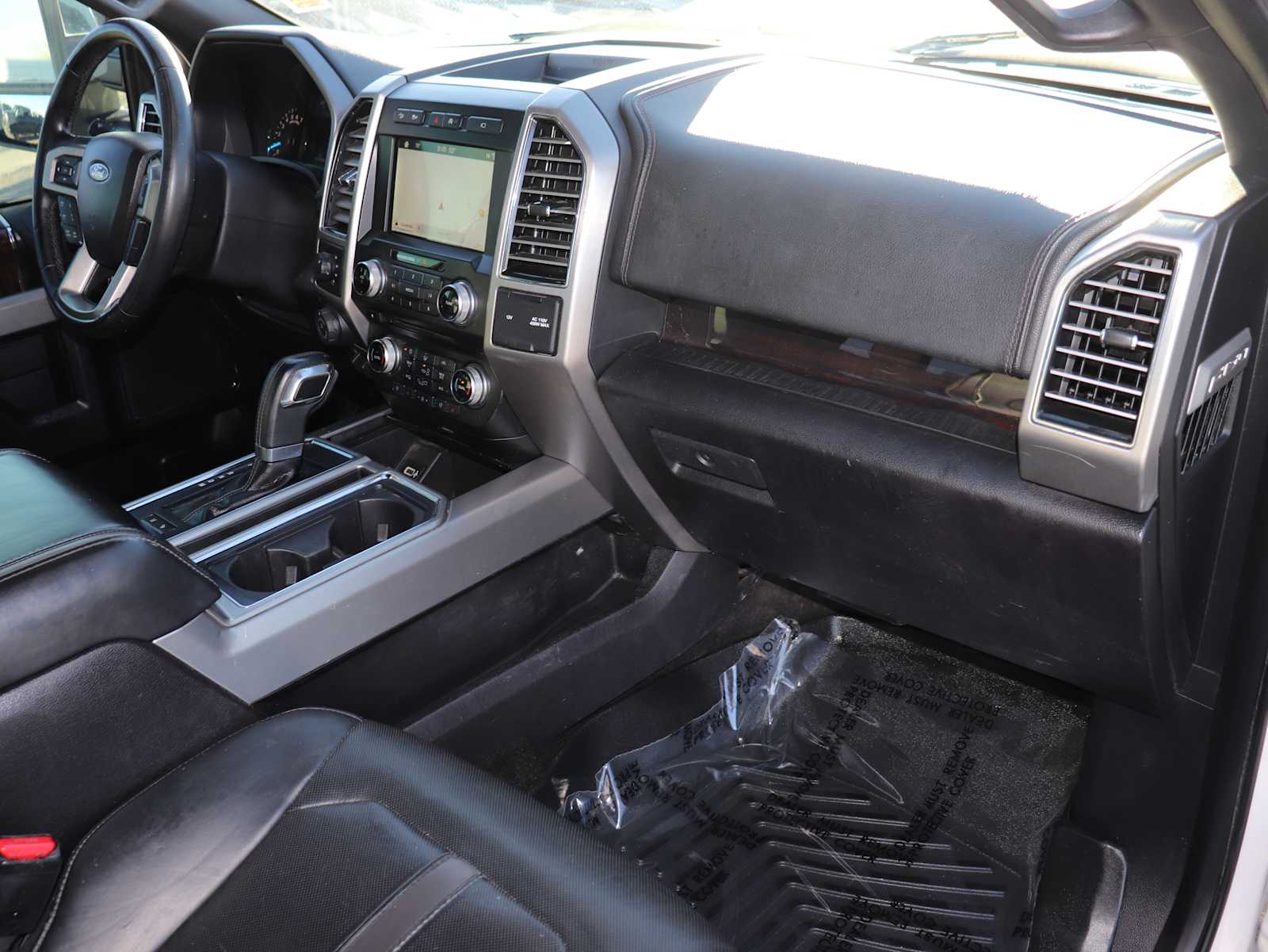 Thumbnail: 2017 Ford F-150 - 21