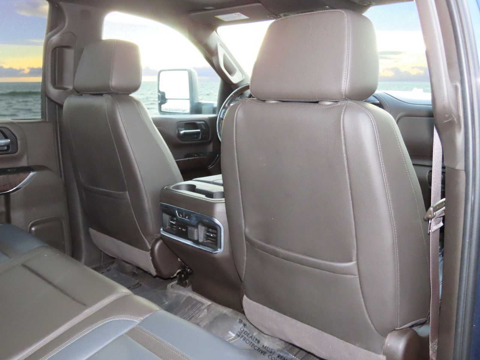 Thumbnail: 2022 GMC Sierra 3500 - 25