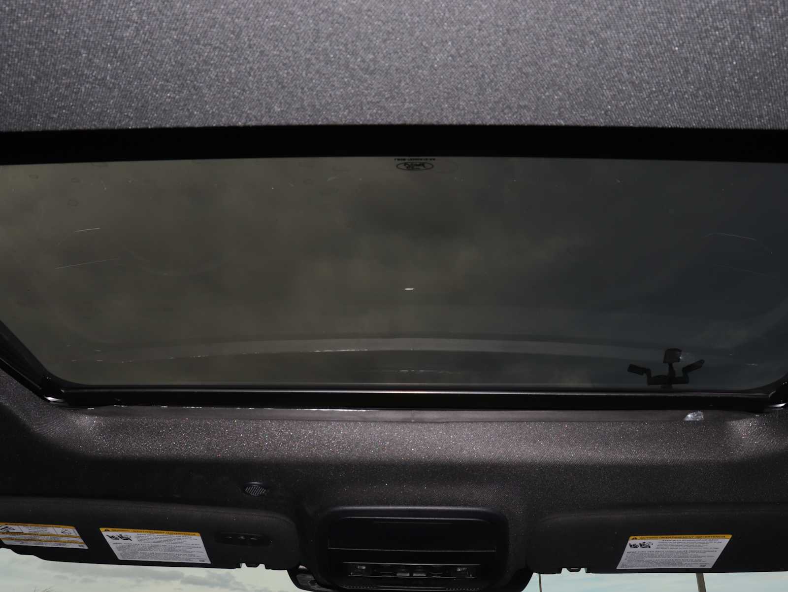 Thumbnail: 2022 Ford Explorer - 23