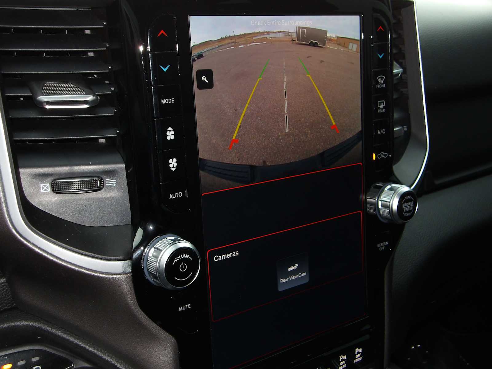 Thumbnail: 2023 RAM 1500 - 33