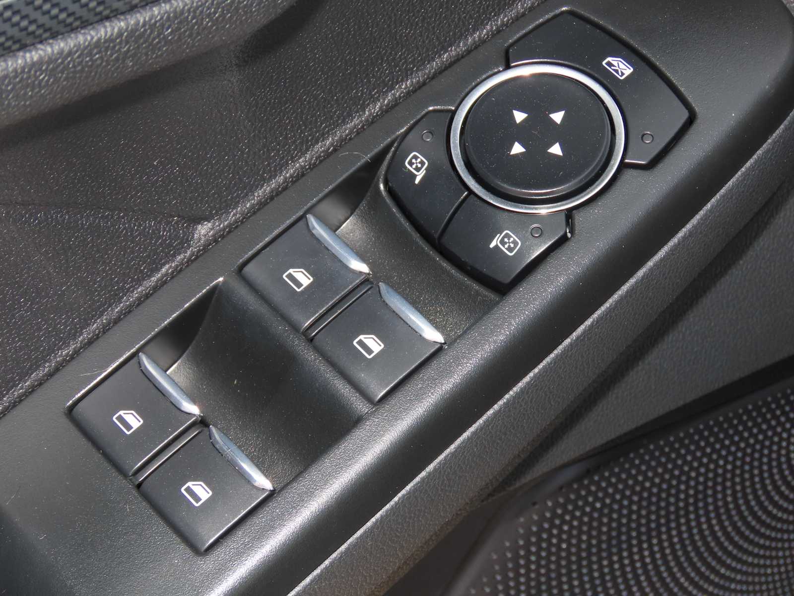 Thumbnail: 2023 Ford Escape - 18