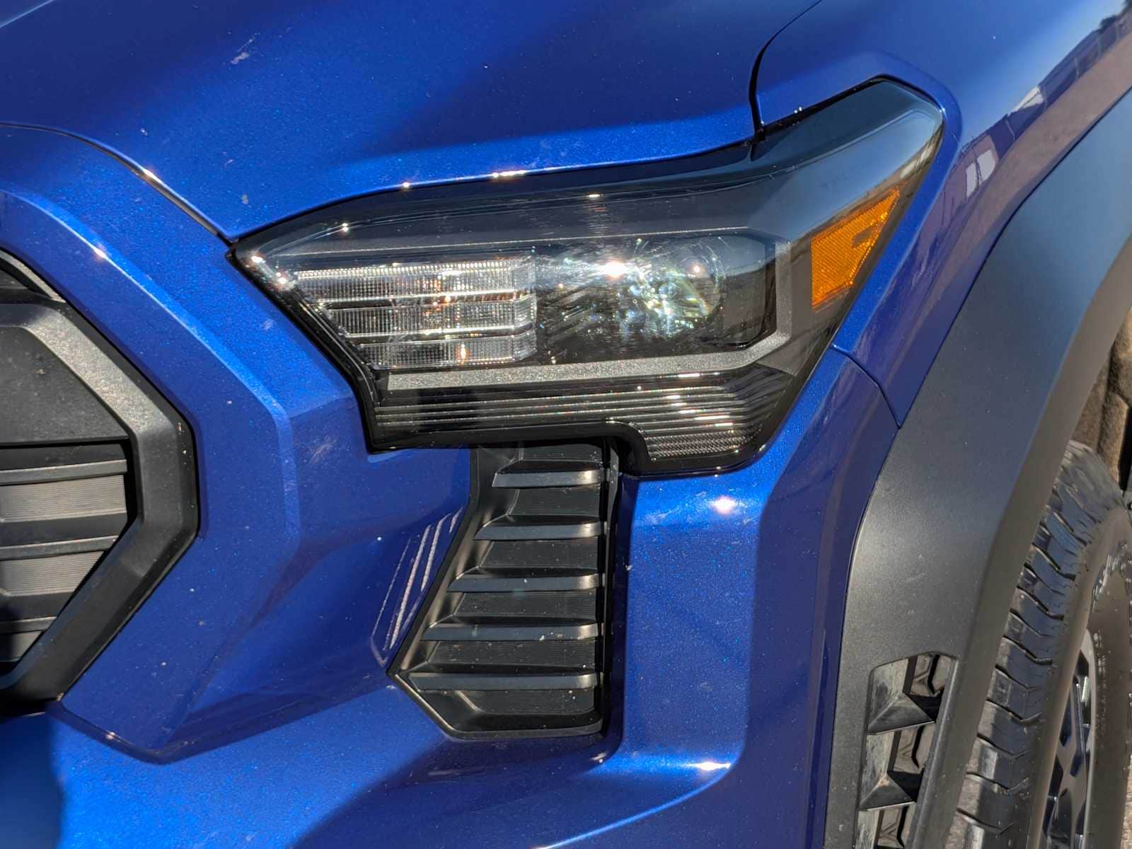 Thumbnail: 2024 Toyota Tacoma - 10