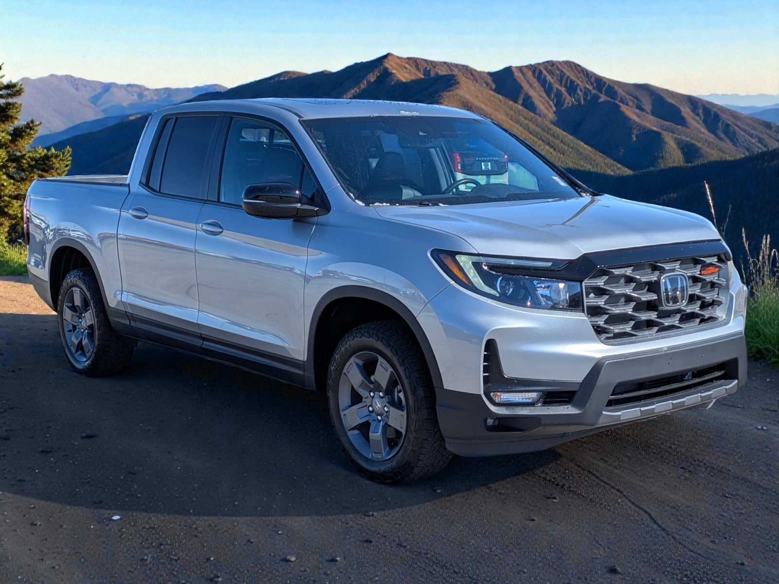 Thumbnail: 2025 Honda Ridgeline - 8