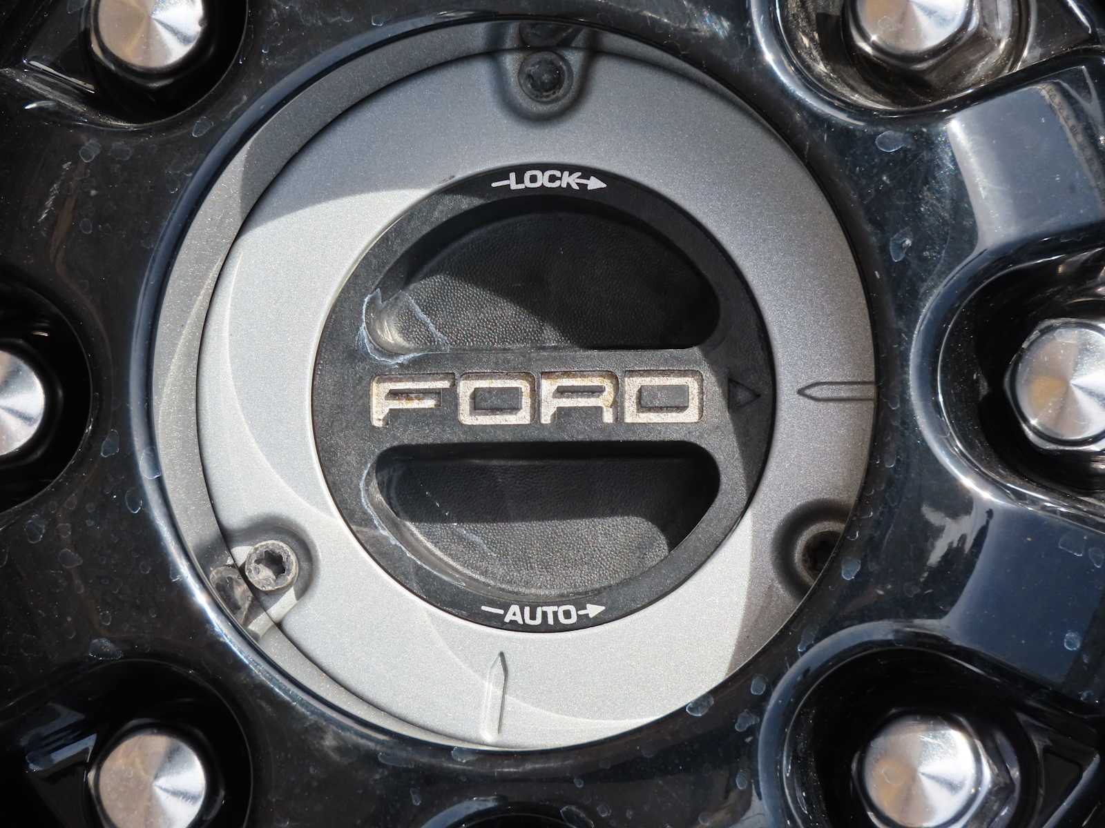 Thumbnail: 2023 Ford Econoline - 16