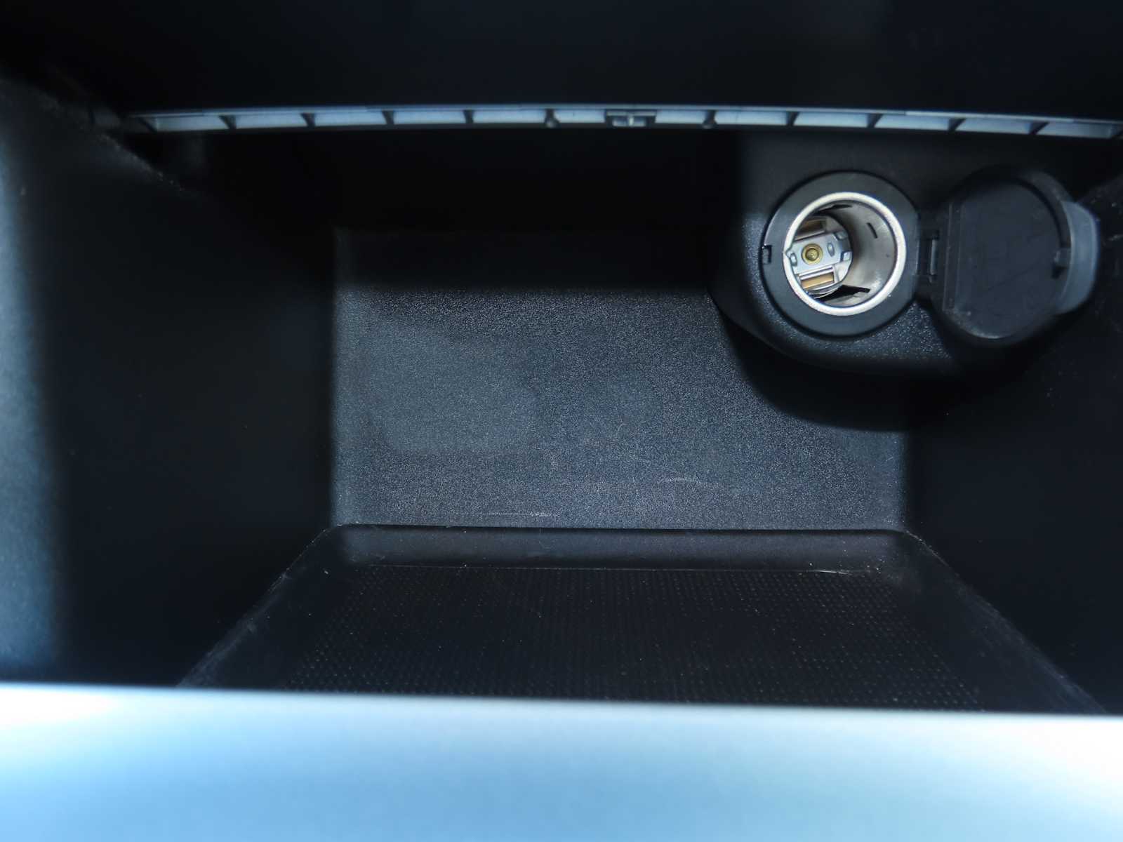 Thumbnail: 2013 Jeep Grand Cherokee - 36