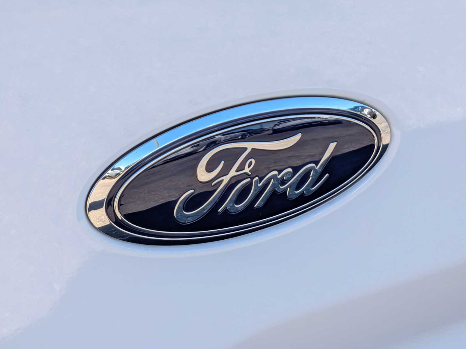 Thumbnail: 2023 Ford Bronco Sport - 13