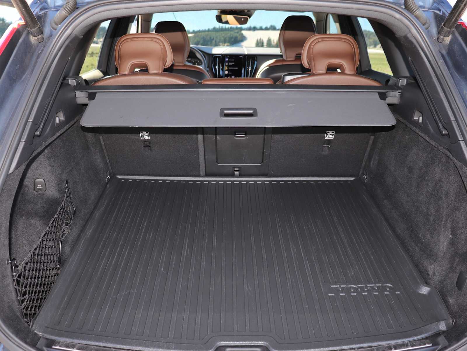 Thumbnail: 2021 Volvo XC60 - 35