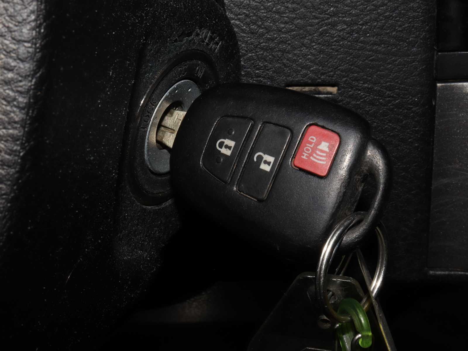 Thumbnail: 2016 Toyota Tacoma - 35