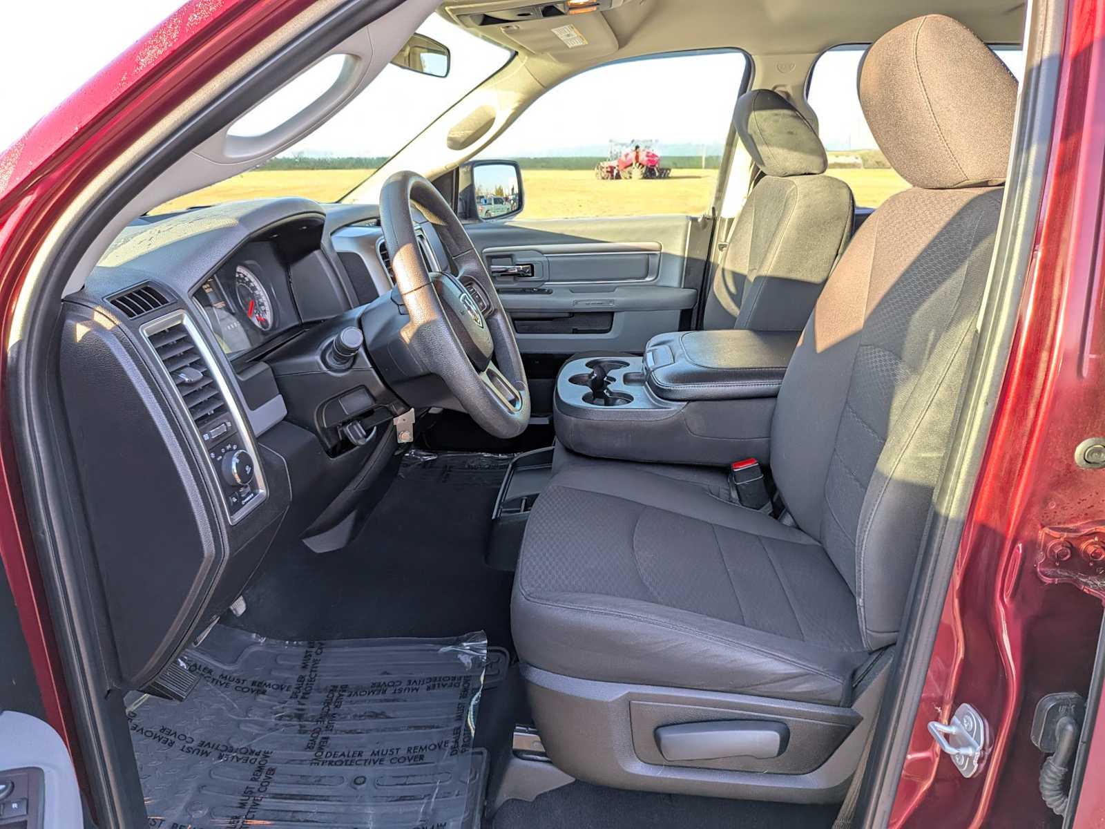 Thumbnail: 2019 RAM 1500 Classic - 19