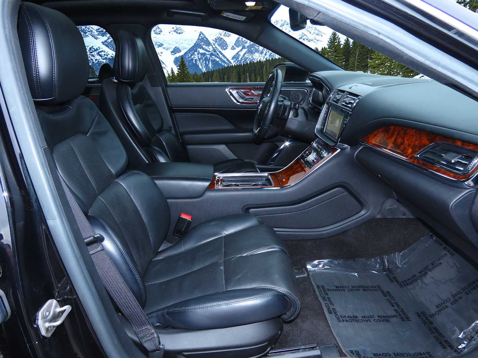 Thumbnail: 2019 Lincoln Continental - 20