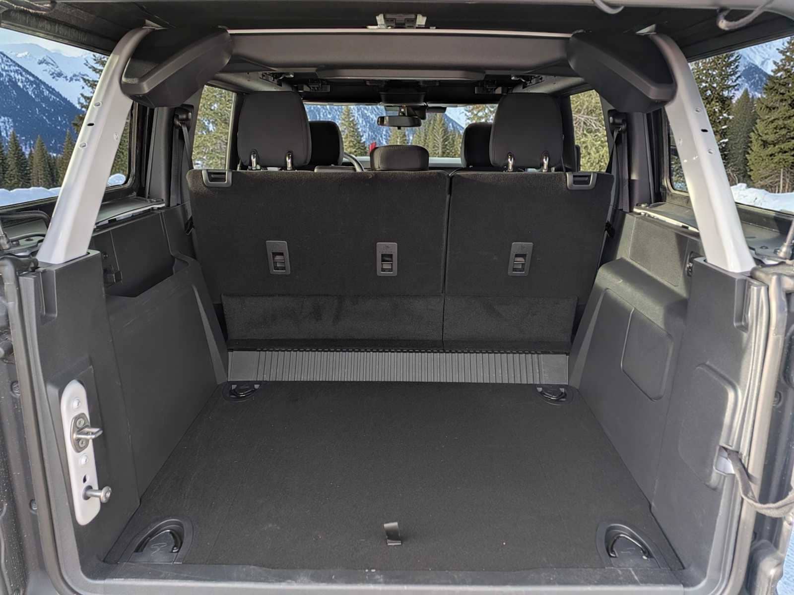 Thumbnail: 2025 Ford Bronco - 36