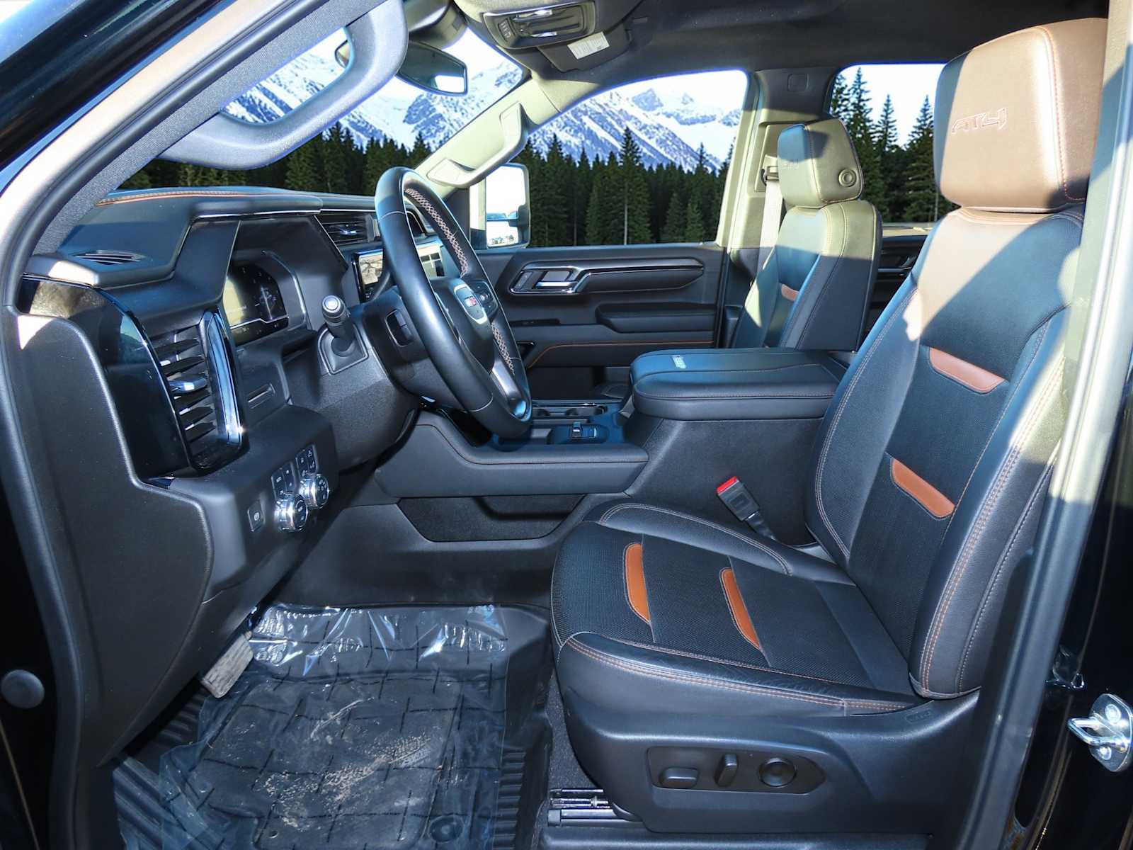 Thumbnail: 2024 GMC Sierra 2500 - 16