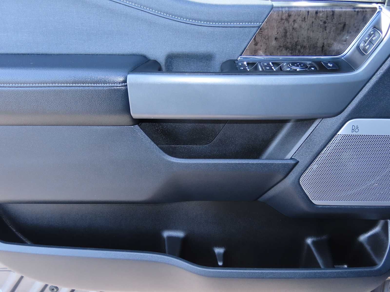 Thumbnail: 2024 Ford Econoline - 18