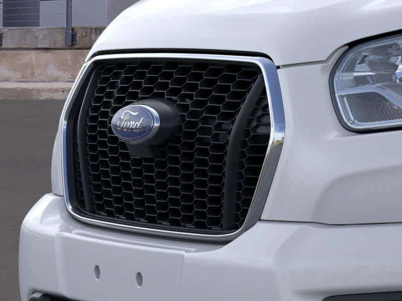 Thumbnail: 2025 Ford Econoline - 17