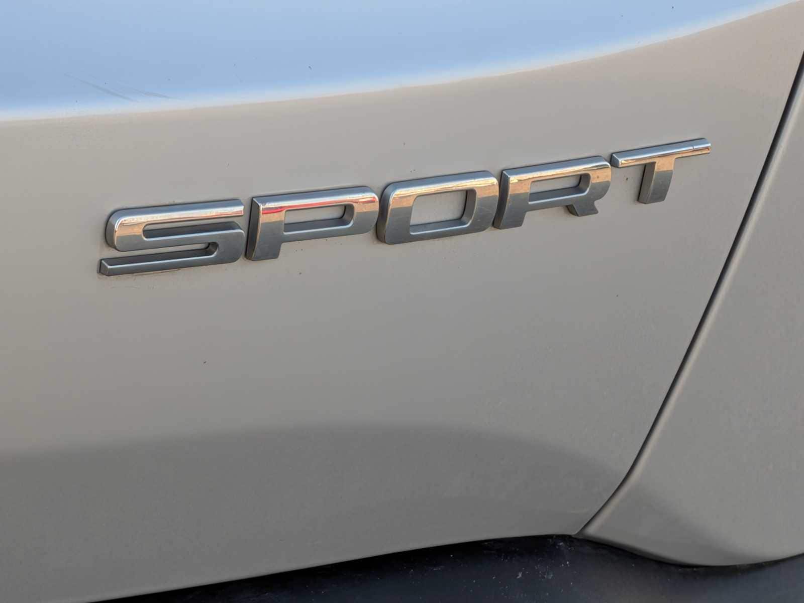 Thumbnail: 2017 Jeep Renegade - 13
