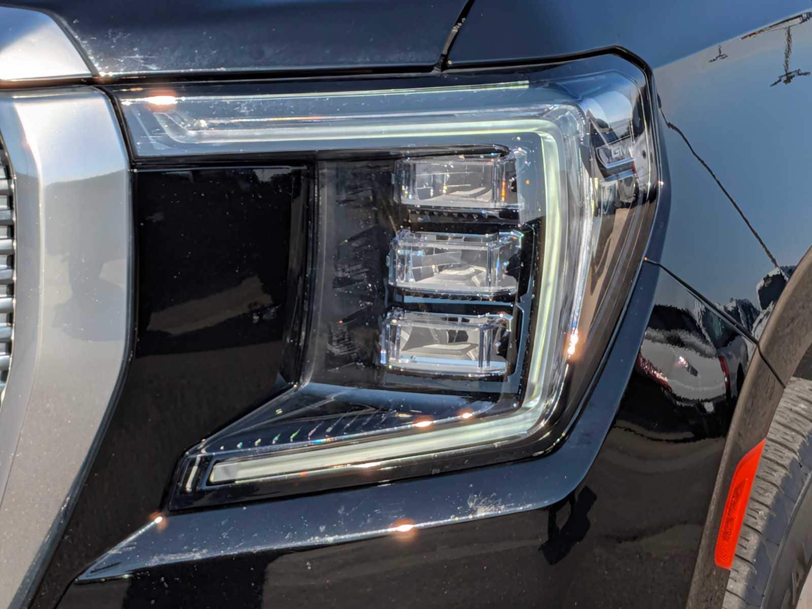 Thumbnail: 2022 GMC Yukon XL - 10