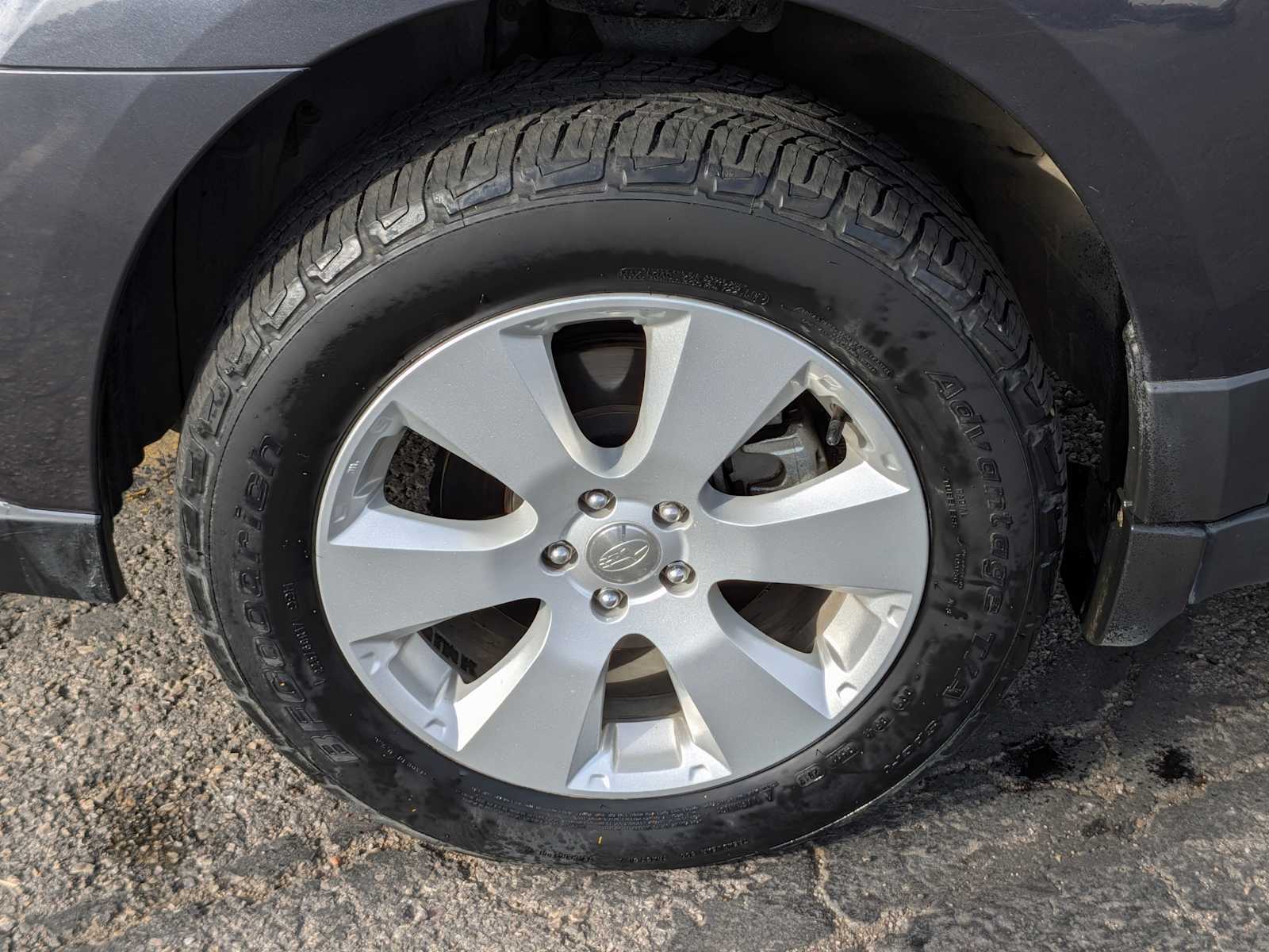 Thumbnail: 2011 Subaru Outback - 17