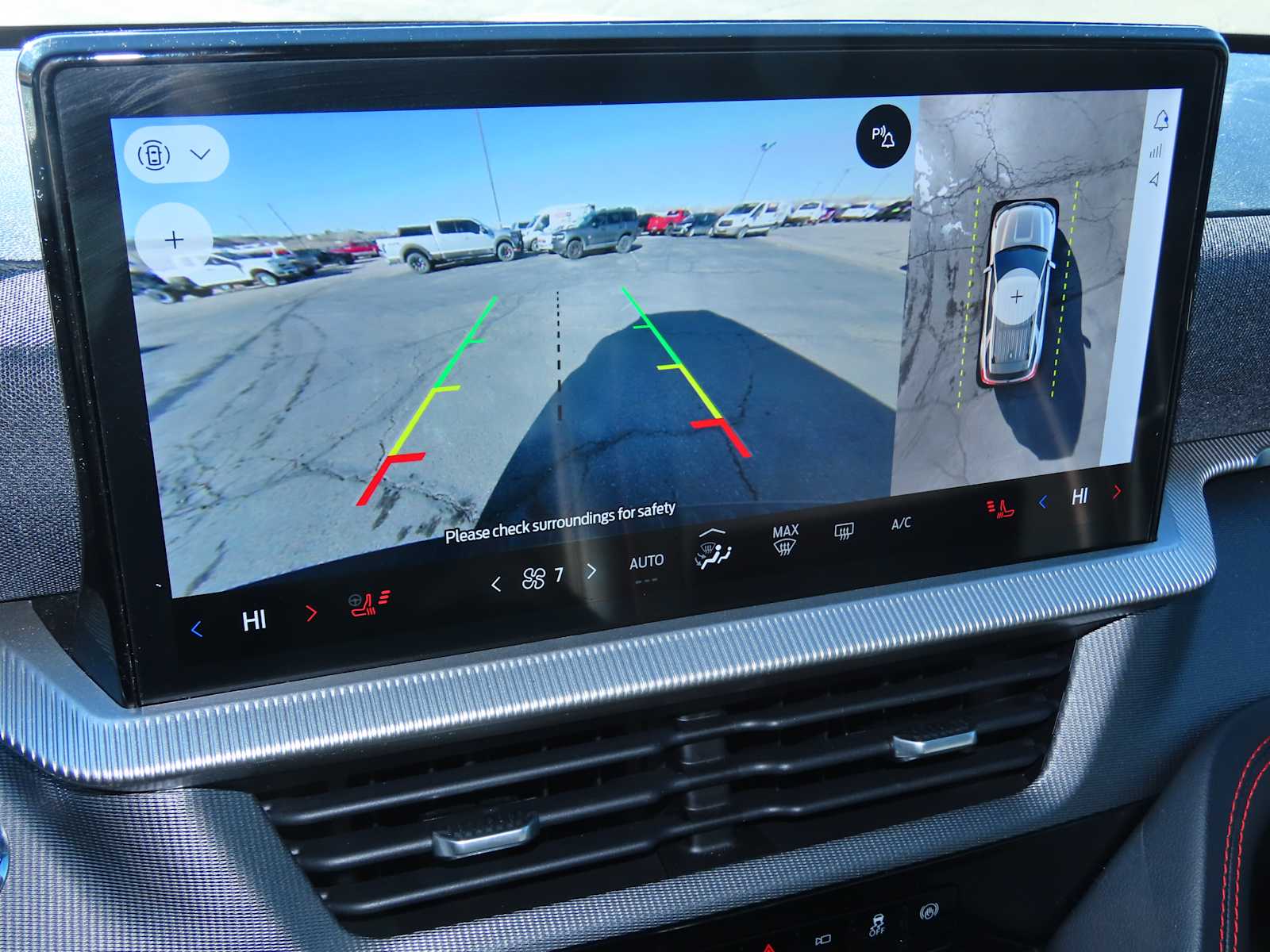 Thumbnail: 2025 Ford Explorer - 29