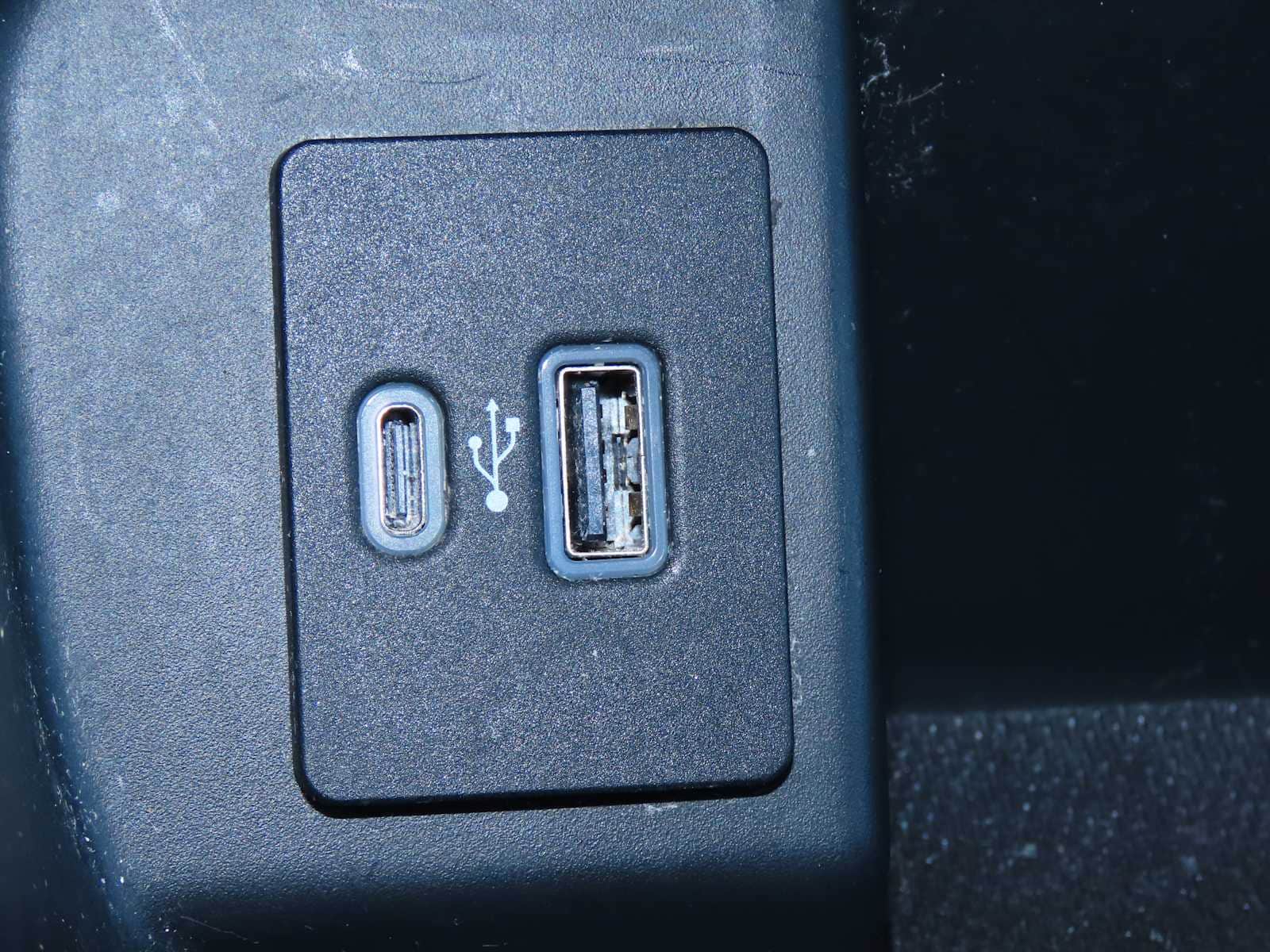 Thumbnail: 2023 Ford F-150 - 32