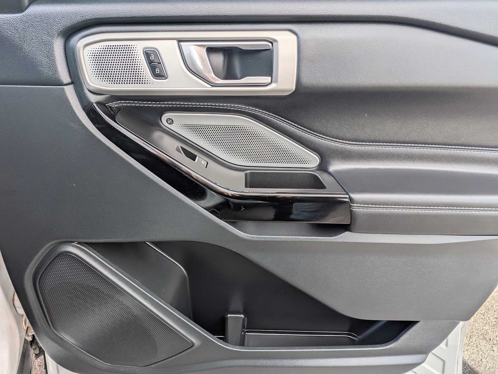 Thumbnail: 2022 Ford Explorer - 20