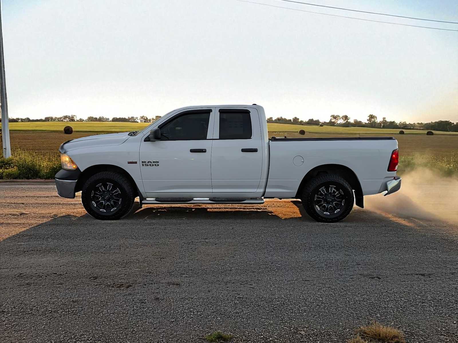 2015 Ram 1500 Tradesman photo 3