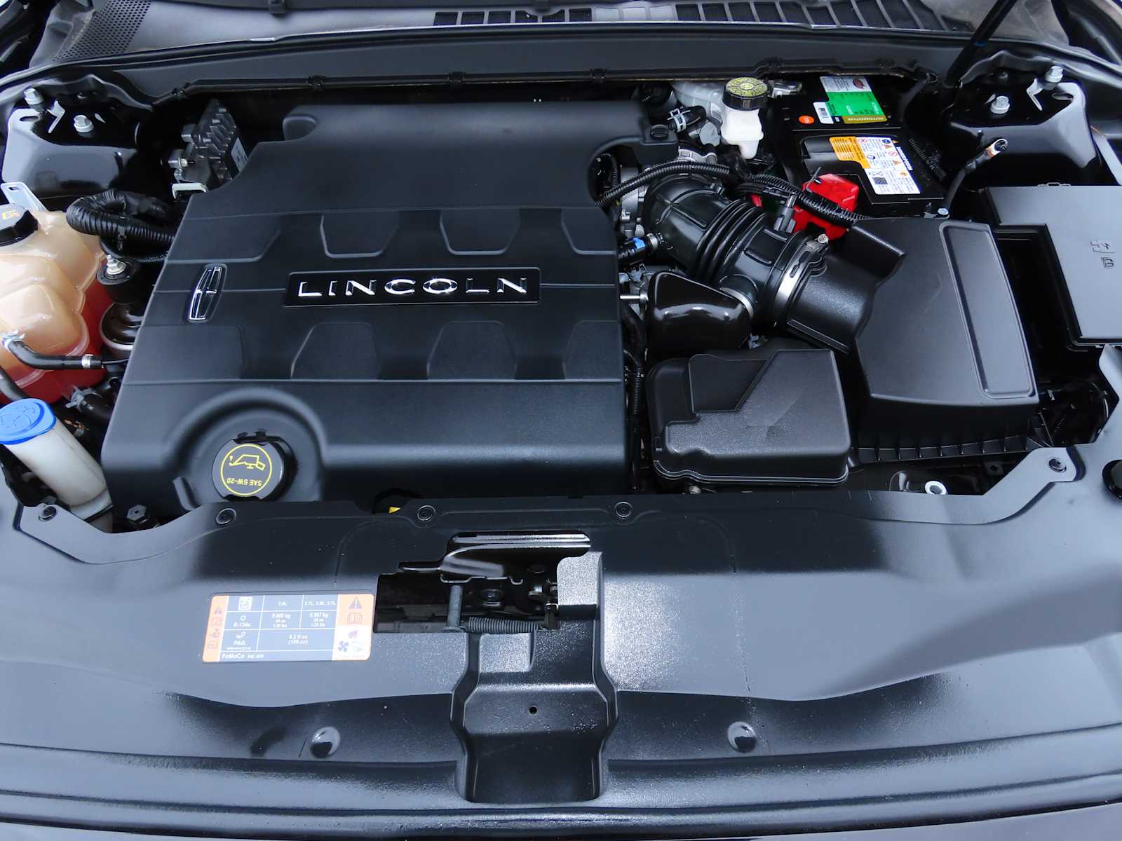 Thumbnail: 2019 Lincoln Continental - 13