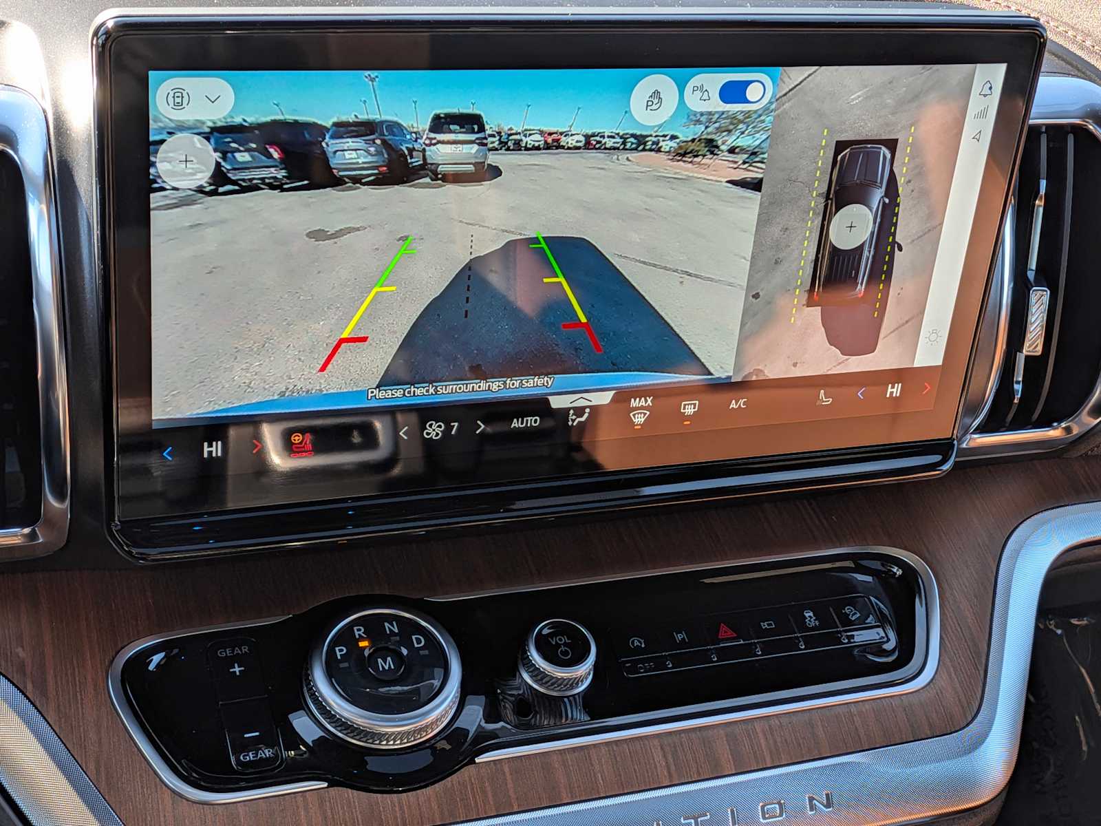 Thumbnail: 2025 Ford Expedition MAX - 32