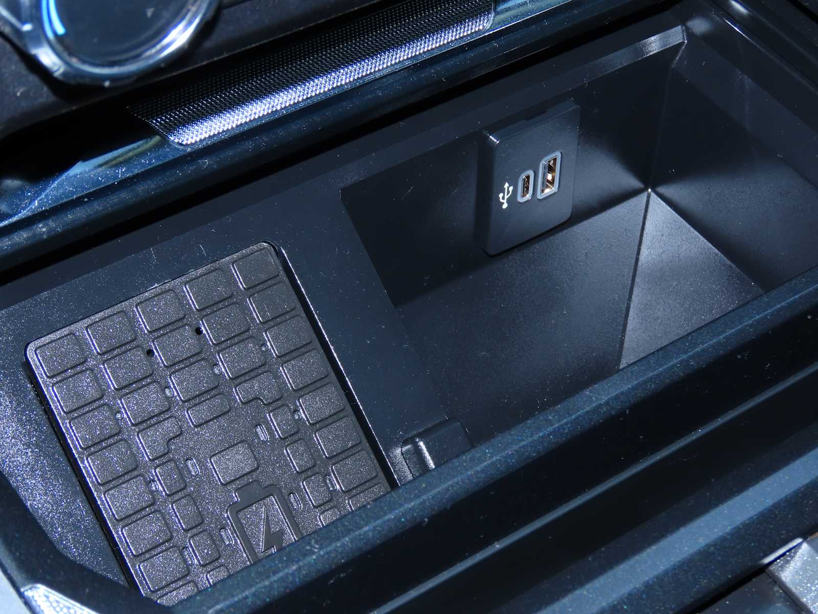 Thumbnail: 2024 Ford Econoline - 31