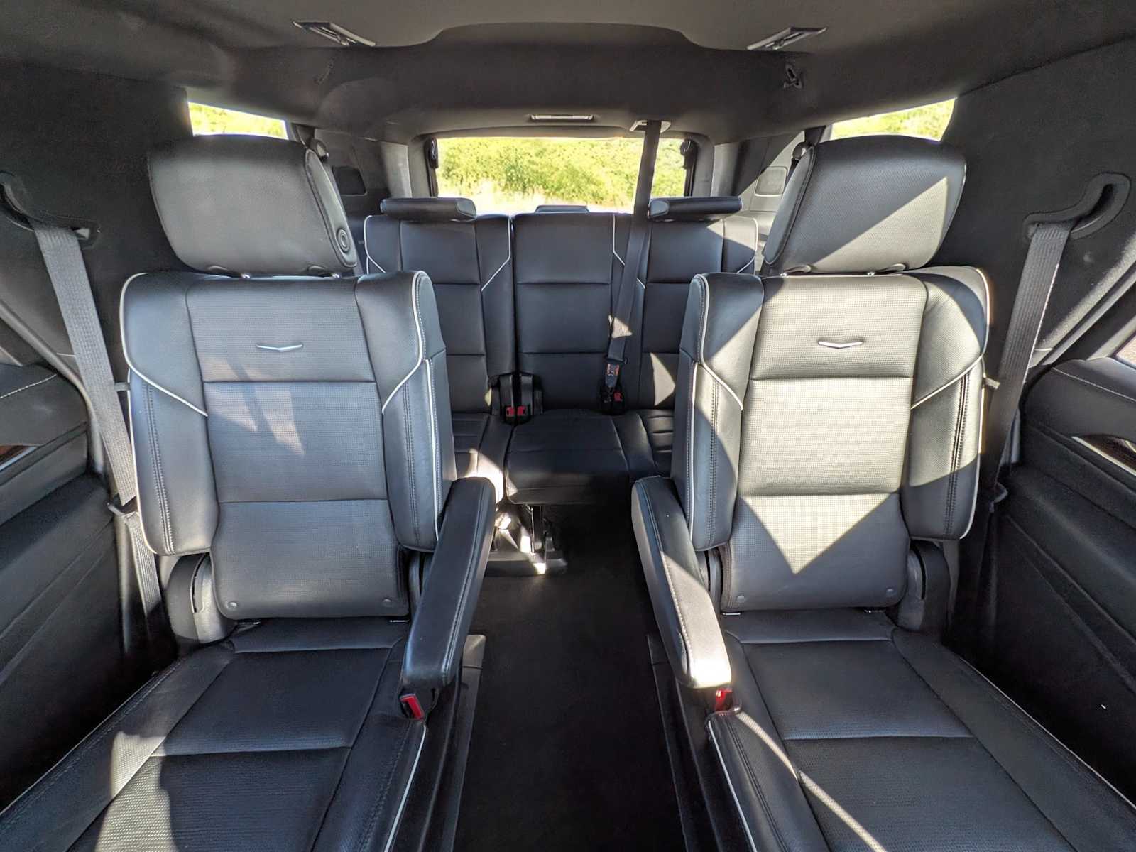 Thumbnail: 2023 Cadillac Escalade - 30