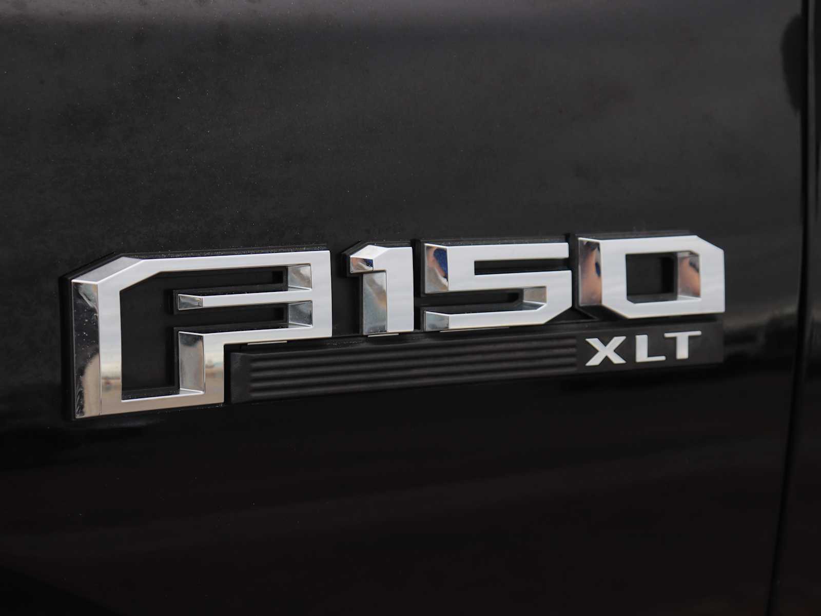 Thumbnail: 2017 Ford F-150 - 11