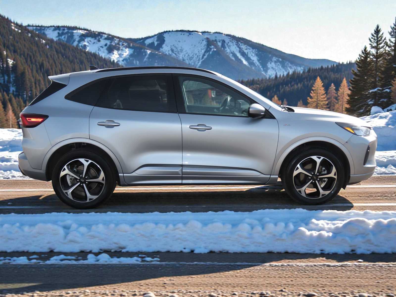 Thumbnail: 2023 Ford Escape - 7