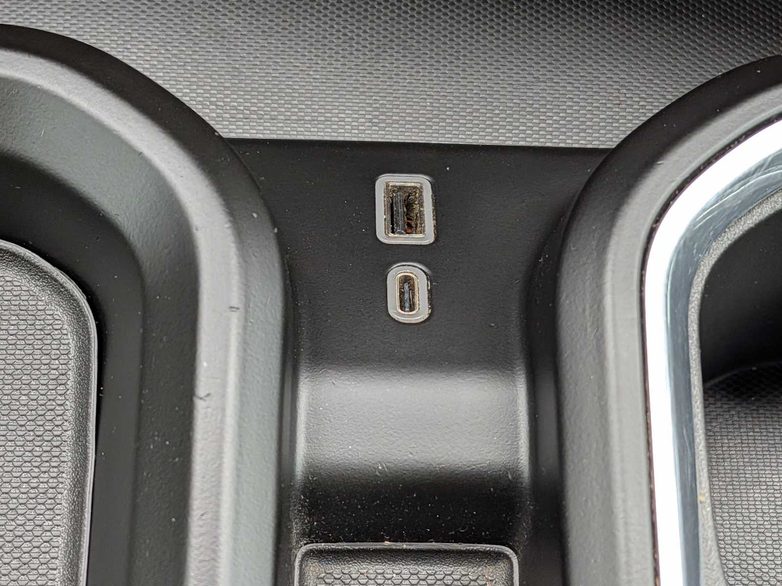 Thumbnail: 2024 GMC Sierra 3500 - 32