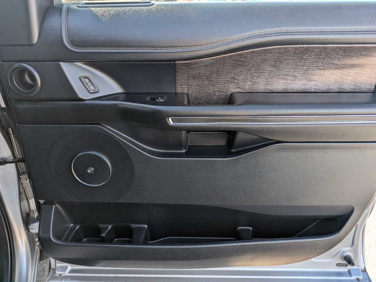 Thumbnail: 2020 Ford Expedition MAX - 23