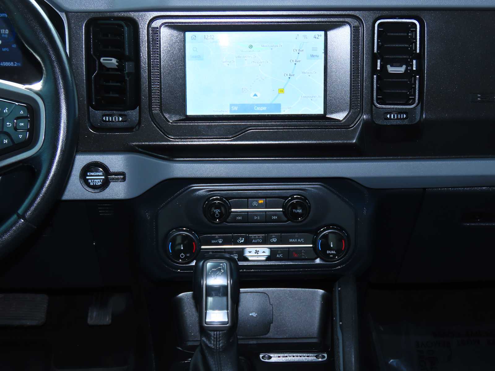 Thumbnail: 2022 Ford Bronco - 25