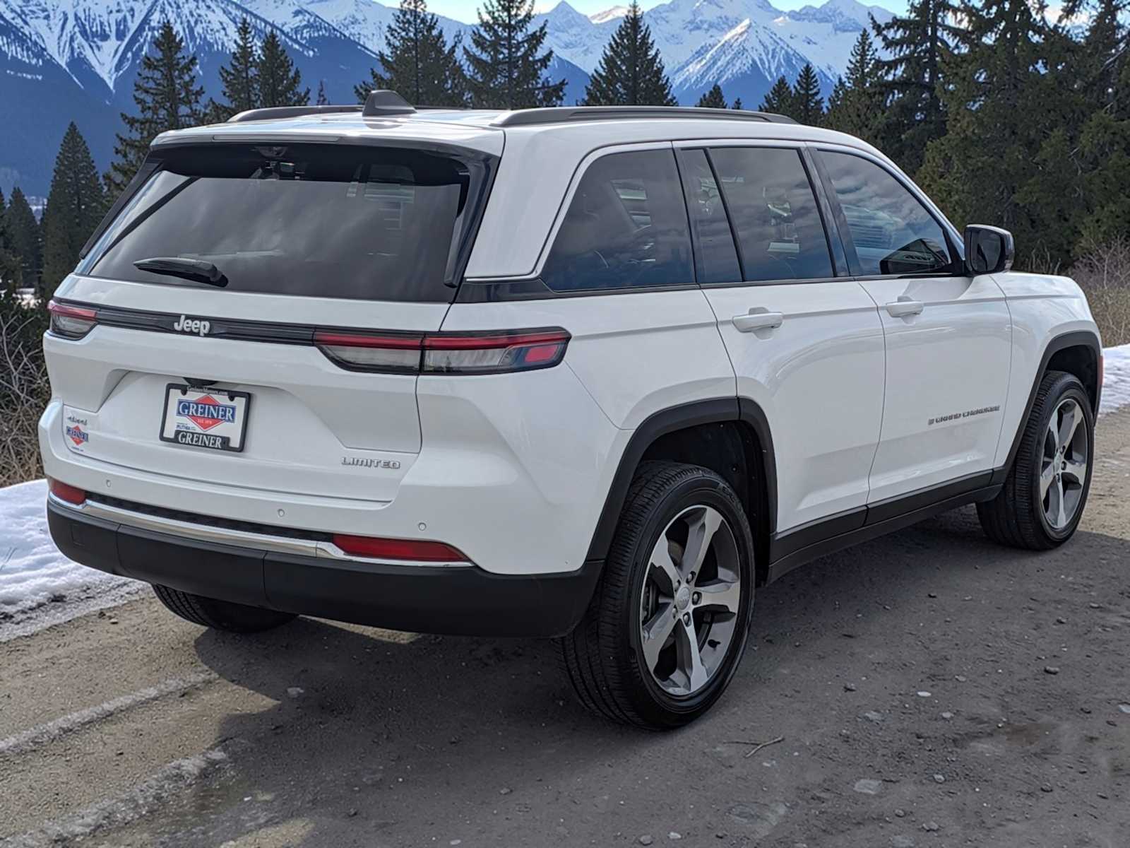 Thumbnail: 2025 Jeep Grand Cherokee - 6