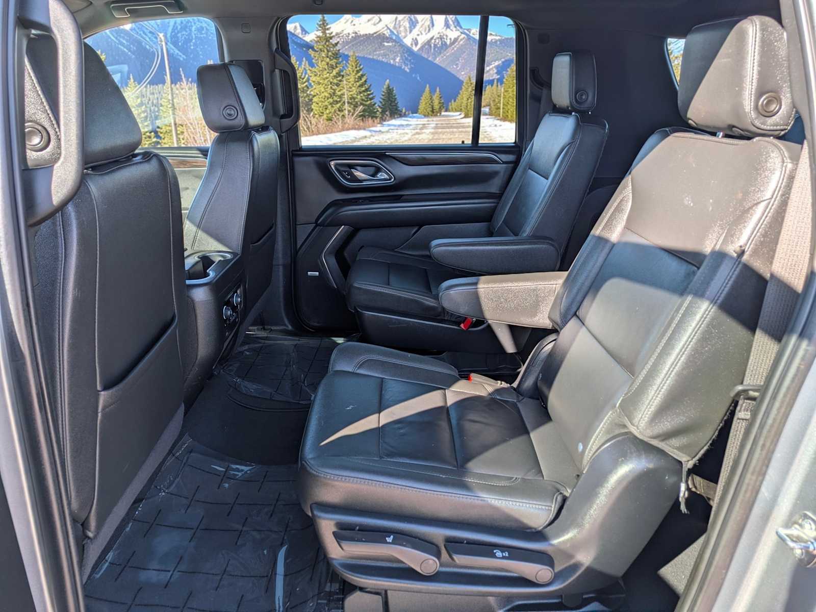 Thumbnail: 2024 Chevrolet Suburban - 18