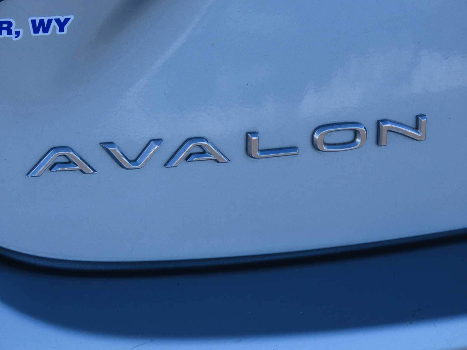 Thumbnail: 2016 Toyota Avalon - 12